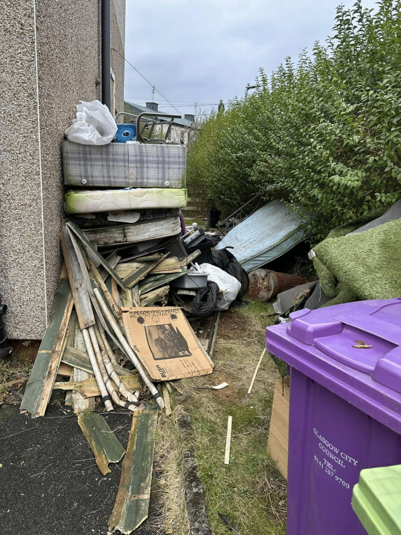 Before rubbish removal - Side Garden Clearance in Glasgow by JM Rubbish Removal